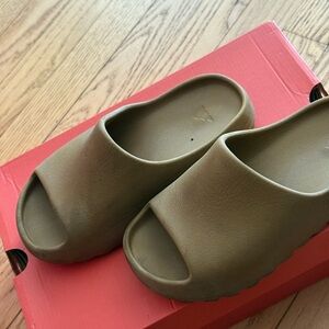 Yeezy Mustard Yellow Slide Sandals